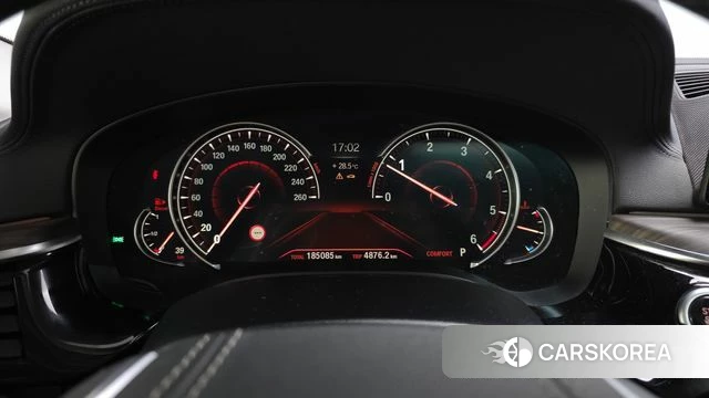 BMW 5 Series (G30) id 4530982 из Кореи 18