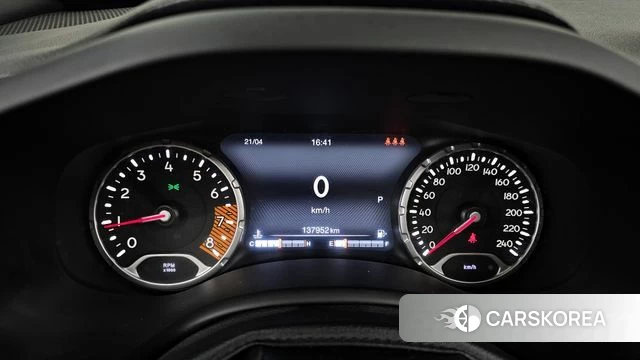 Jeep Renegade id 4180262 из Кореи 18