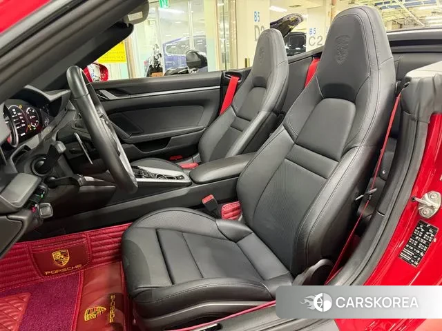 Porsche 911(992) id 3428386 из Кореи 18