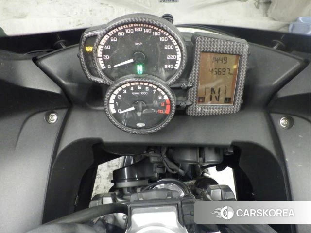 BMW F800GT id 3946248 из Японии 32
