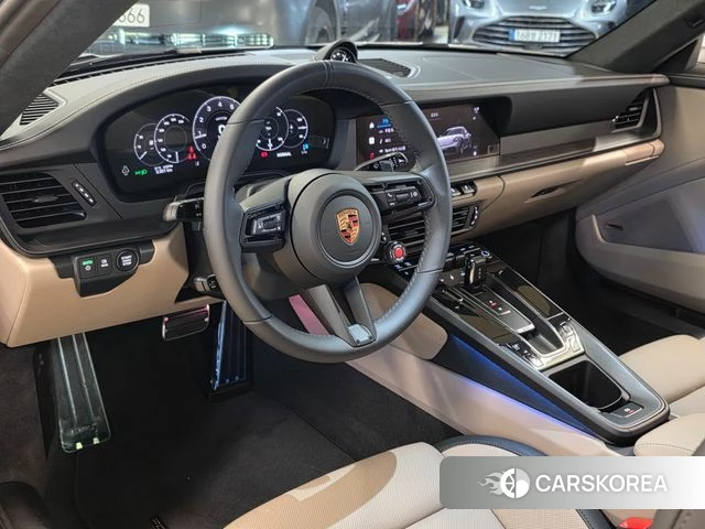 Porsche 911(992) id 4879421 из Кореи 18