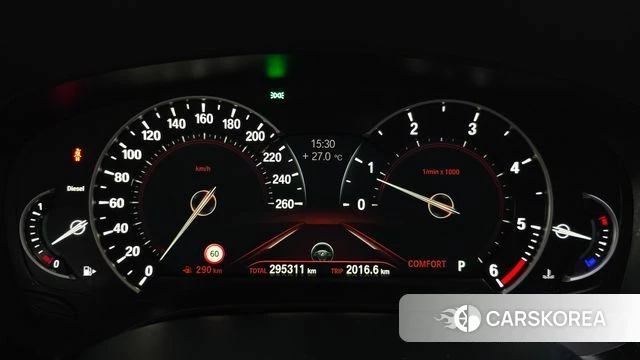 BMW 5 Series (G30) id 4371587 из Кореи 18