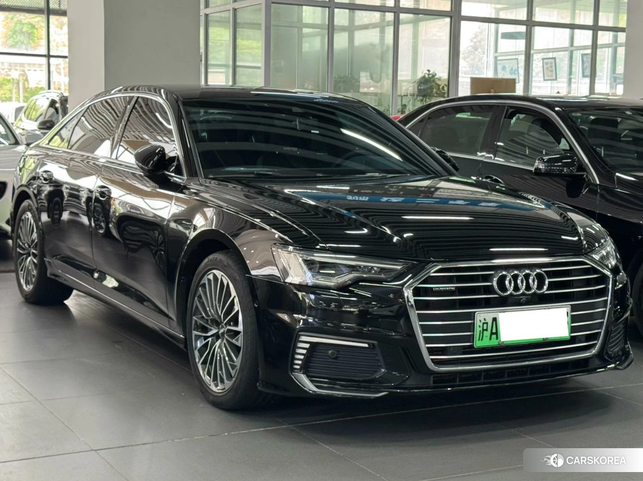 Audi A6L PHEV id 4467573 из Китая 10