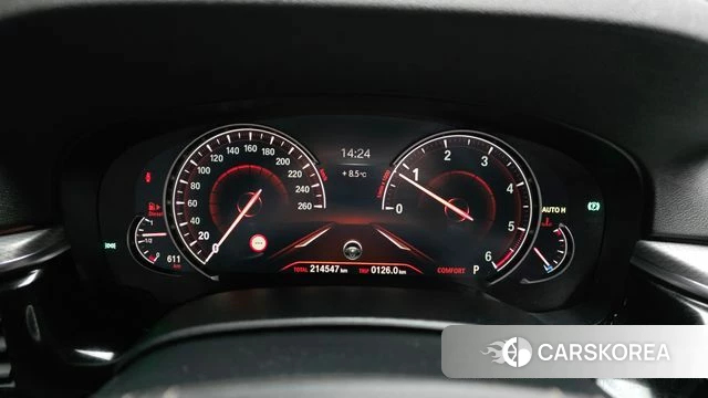 BMW 5 Series (G30) id 3821163 из Кореи 18