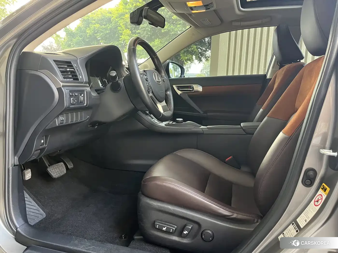 Lexus CT id 4576839 из Китая 8