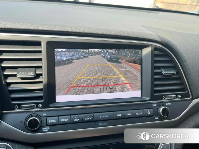 Hyundai Avante AD id 3834828 из Кореи 18