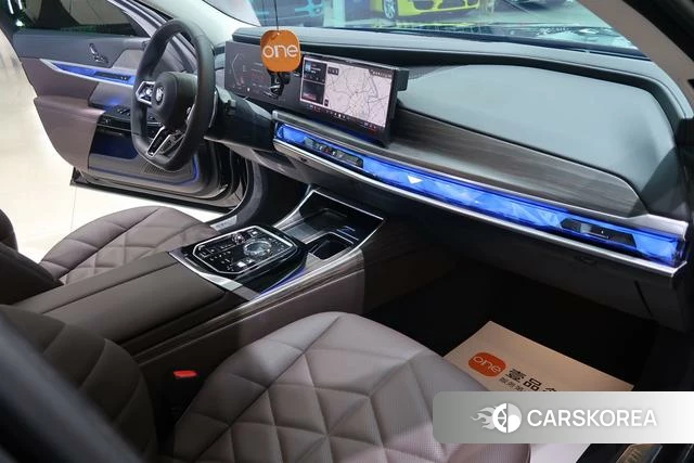 BMW 7 series id 4278132 из Китая 17