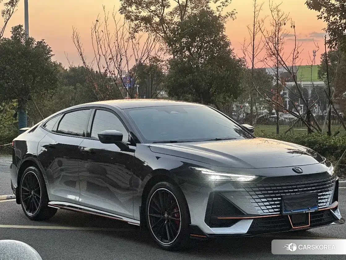 Chang'an Changan UNI-V id 4547321 из Китая 8