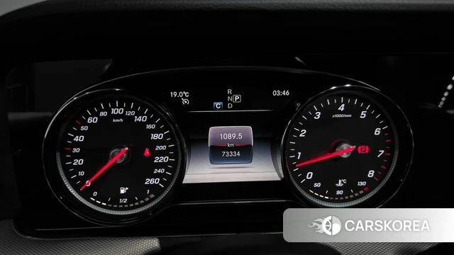 Mercedes-Benz E-Class W213 id 3861526 из Кореи 18