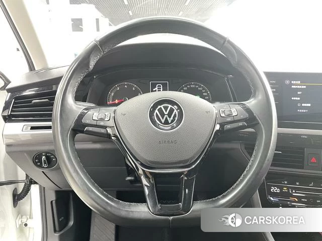 Volkswagen Bora id 4359405 из Китая 17