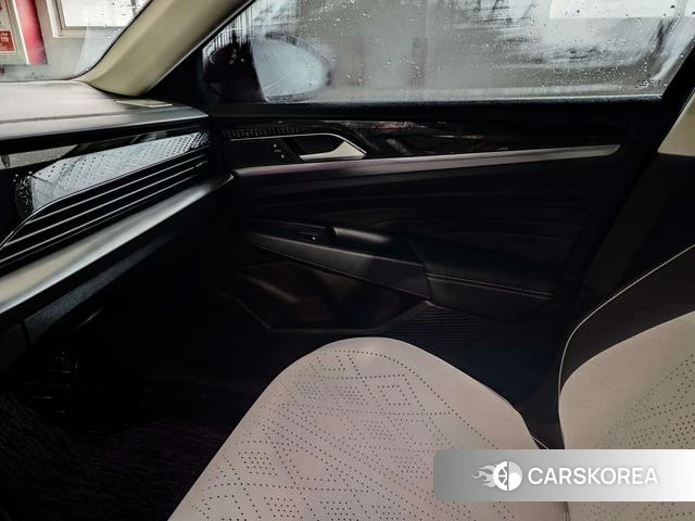 Volkswagen Passat id 4263182 из Китая 25