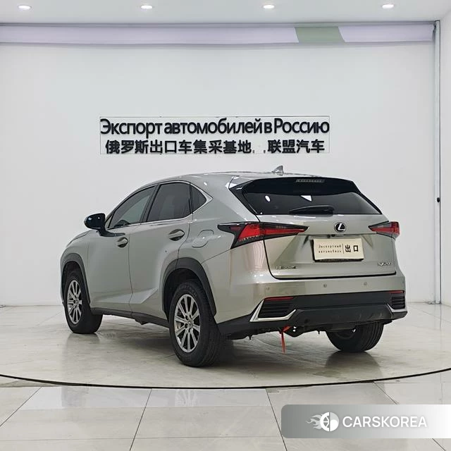 Lexus NX id 4236383 из Китая 16