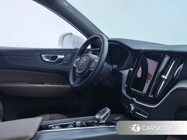 Volvo XC60 id 4253304 из Китая 37