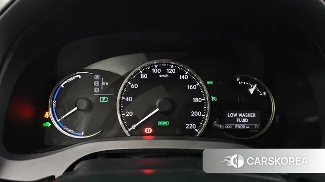 Lexus CT200h id 3380636 из Кореи 18