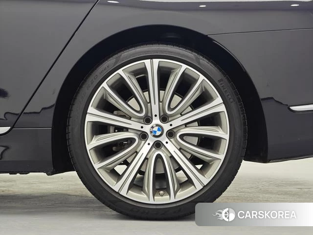 BMW 7 series id 4213720 из Китая 9