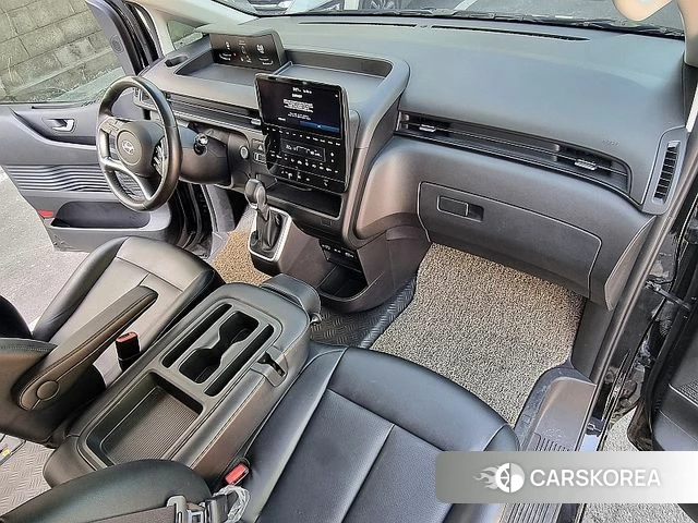 Hyundai Staria id 4298670 из Кореи 17