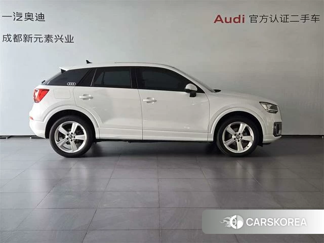 Audi Q2L id 4219863 из Китая 11
