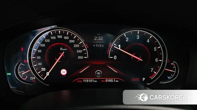 BMW 5 Series (G30) id 3911823 из Кореи 18