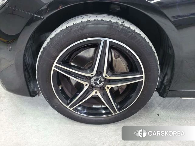 Mercedes-Benz E-class id 4210863 из Китая 13