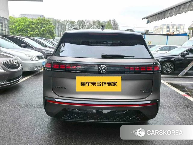 Volkswagen Tourang id 4263043 из Китая 8