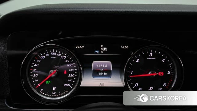 Mercedes-Benz E-Class W213 id 4326081 из Кореи 30