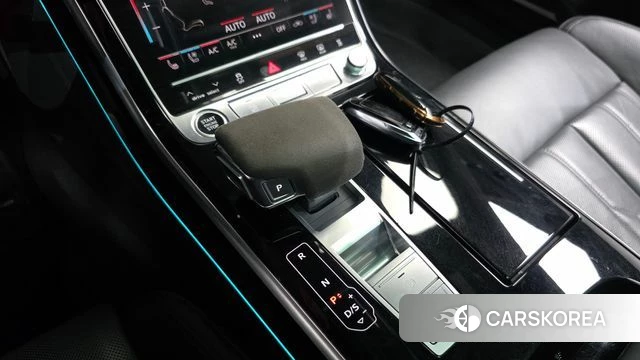 Audi A8 (D5) id 3935595 из Кореи 18