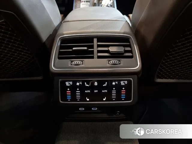 Audi A7 (4K) id 3041230 из Кореи 18