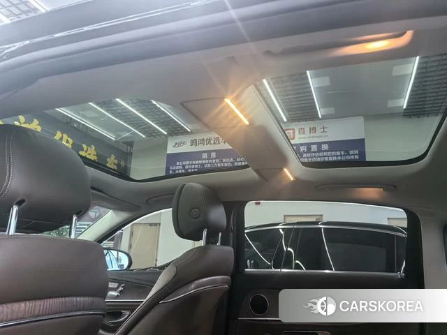 Mercedes-Benz E-class id 4300001 из Китая 13