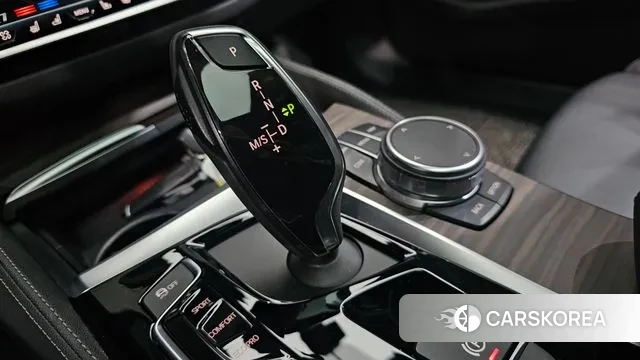 BMW 5 Series (G30) id 3627266 из Кореи 18