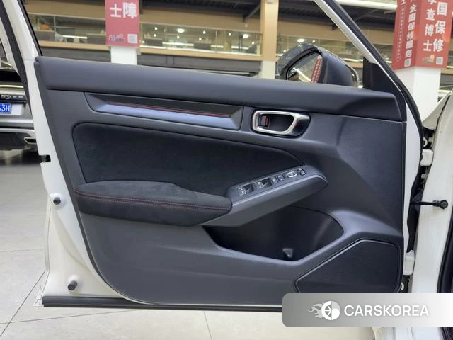 Honda Civic (imported) id 4380356 из Китая 12