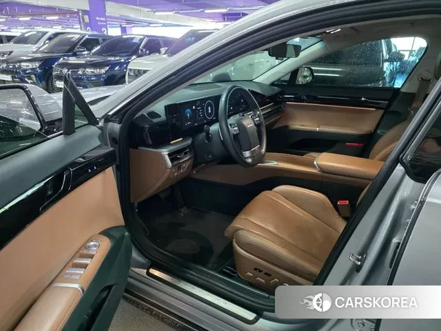 Hyundai Grandeur (GN7) id 3606214 из Кореи 17