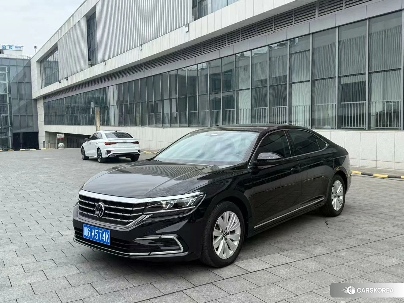 Volkswagen Passat id 4454374 из Китая 8