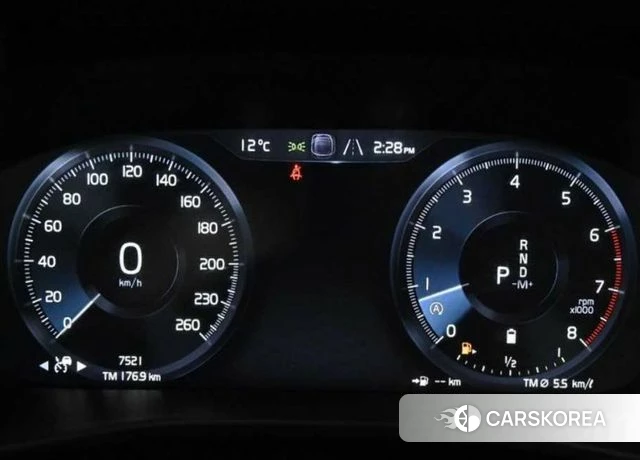 Volvo XC40 id 4697543 из Кореи 18