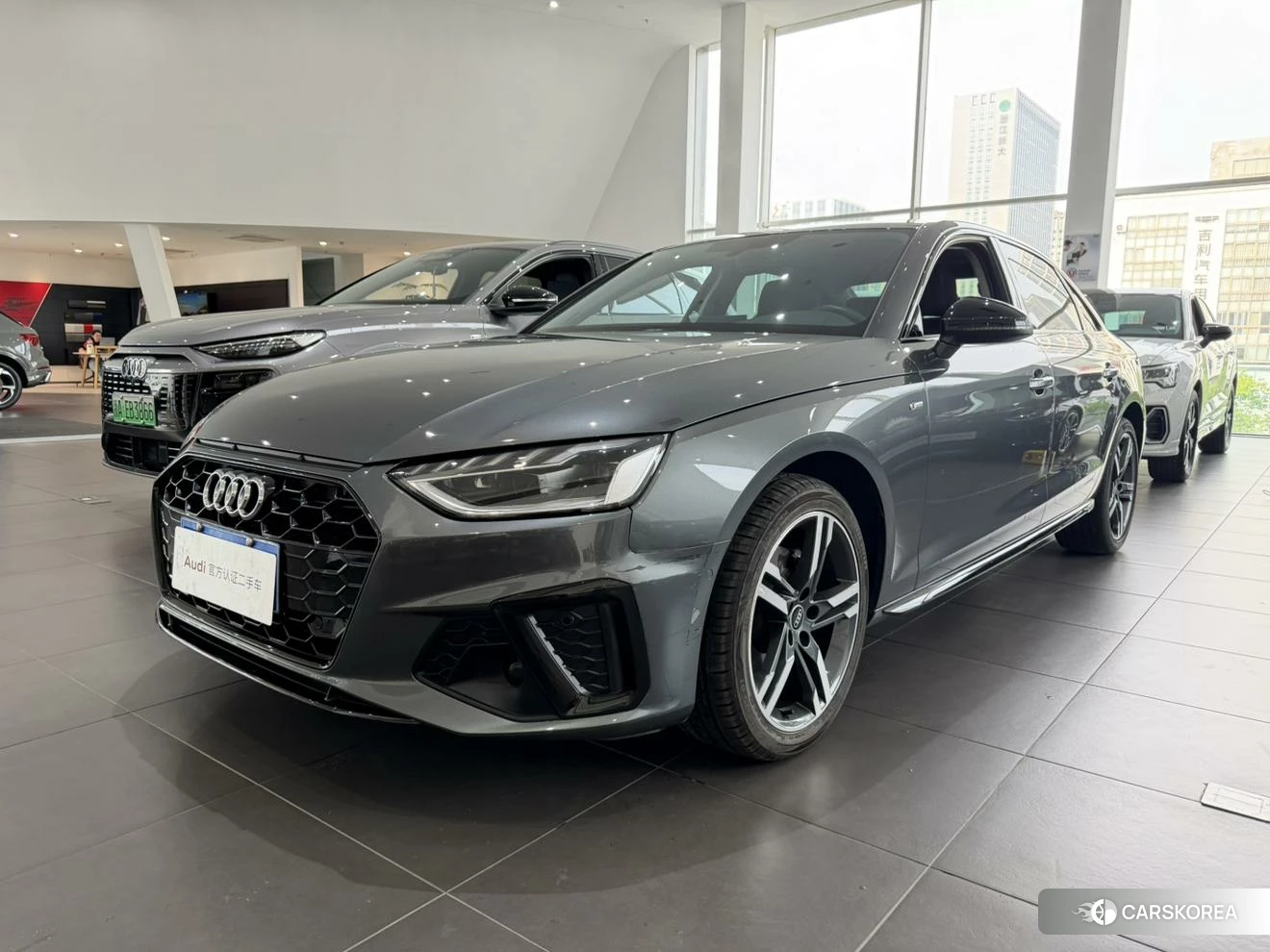 Audi A4L id 4498985 из Китая 15