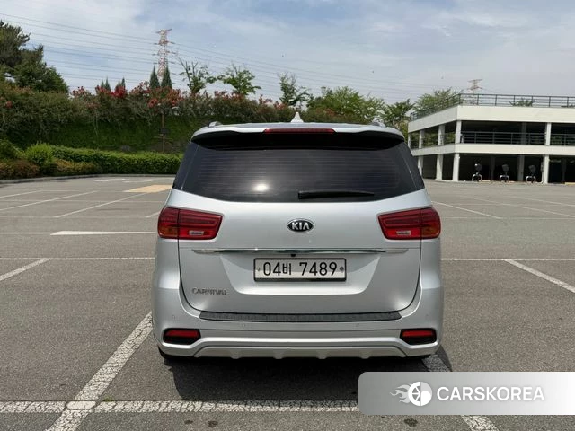 Kia The New Carnival id 4345737 из Кореи 18