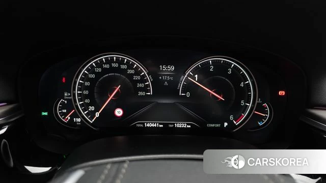 BMW 5 Series (G30) id 4225835 из Кореи 18