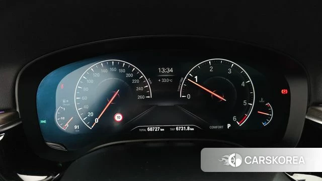 BMW 5 Series (G30) id 4595564 из Кореи 32