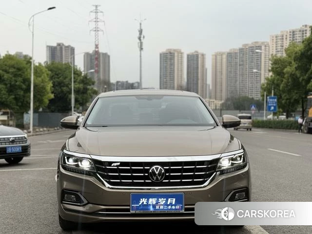 Volkswagen Passat id 4259131 из Китая 23