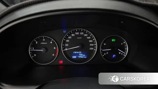 Hyundai The New Grand Starex id 3760631 из Кореи 18