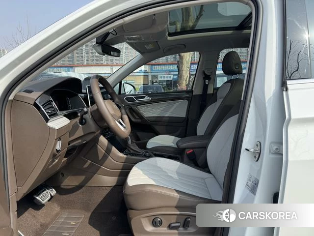Volkswagen Tiguan L id 4257898 из Китая 14