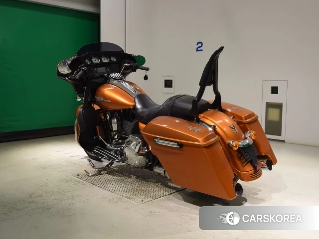 Harley-Davidson Street Glide FLHX1690 id 4352642 из Японии 8