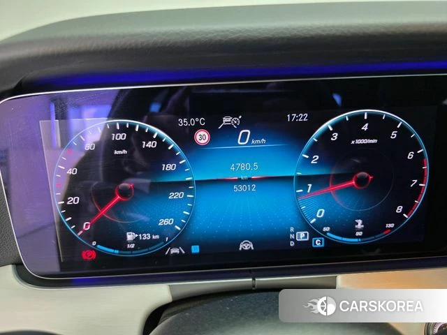 Mercedes-Benz E-Class W213 id 4647017 из Кореи 18
