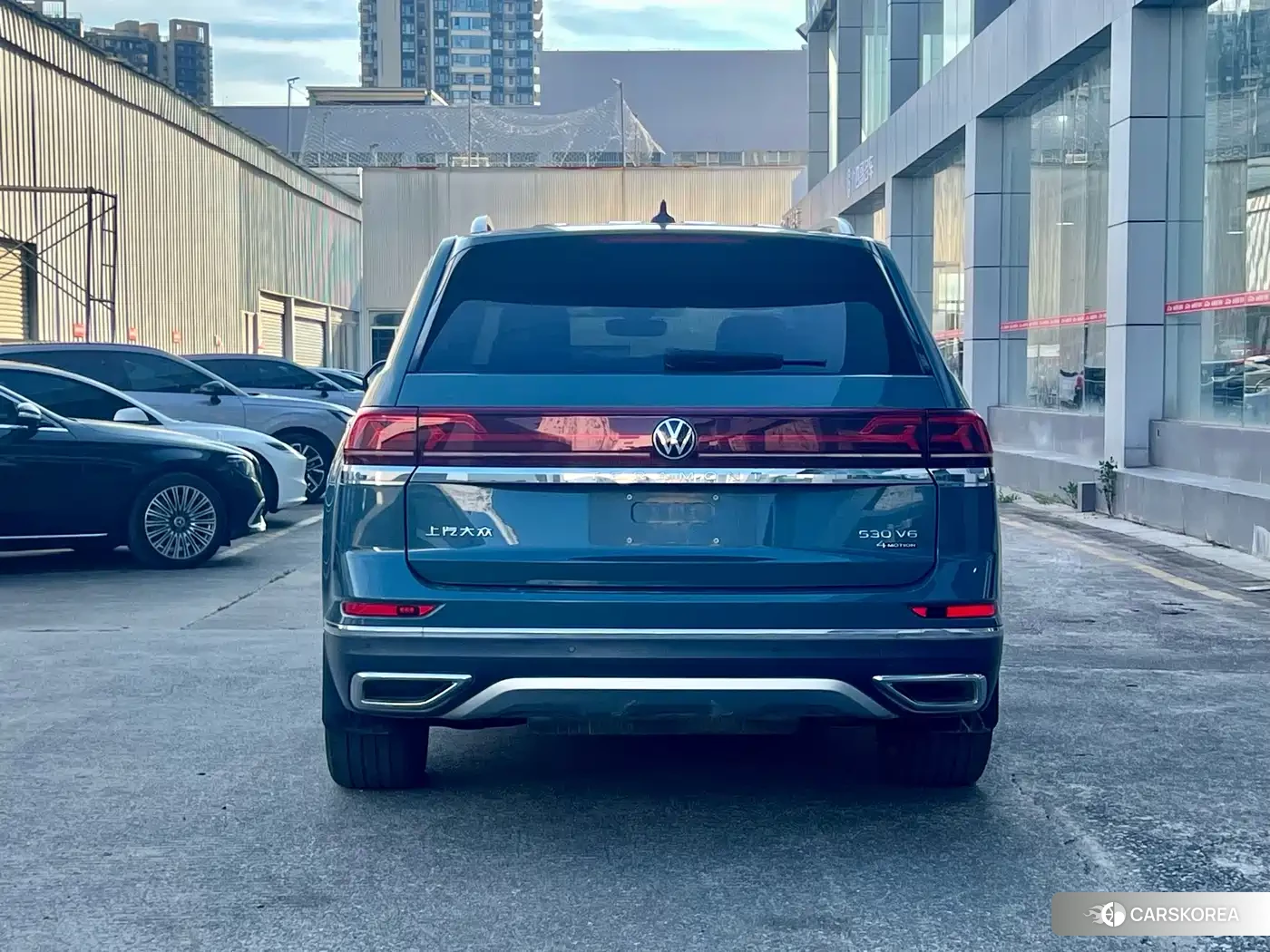 Volkswagen Touareg id 4607088 из Китая 9