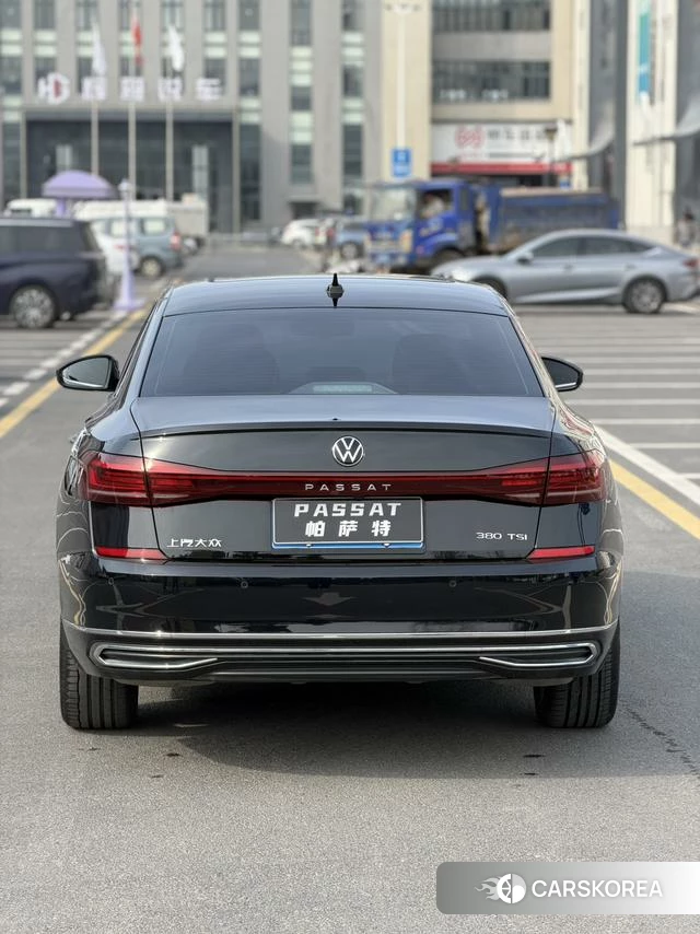 Volkswagen Passat id 3857838 из Китая 9