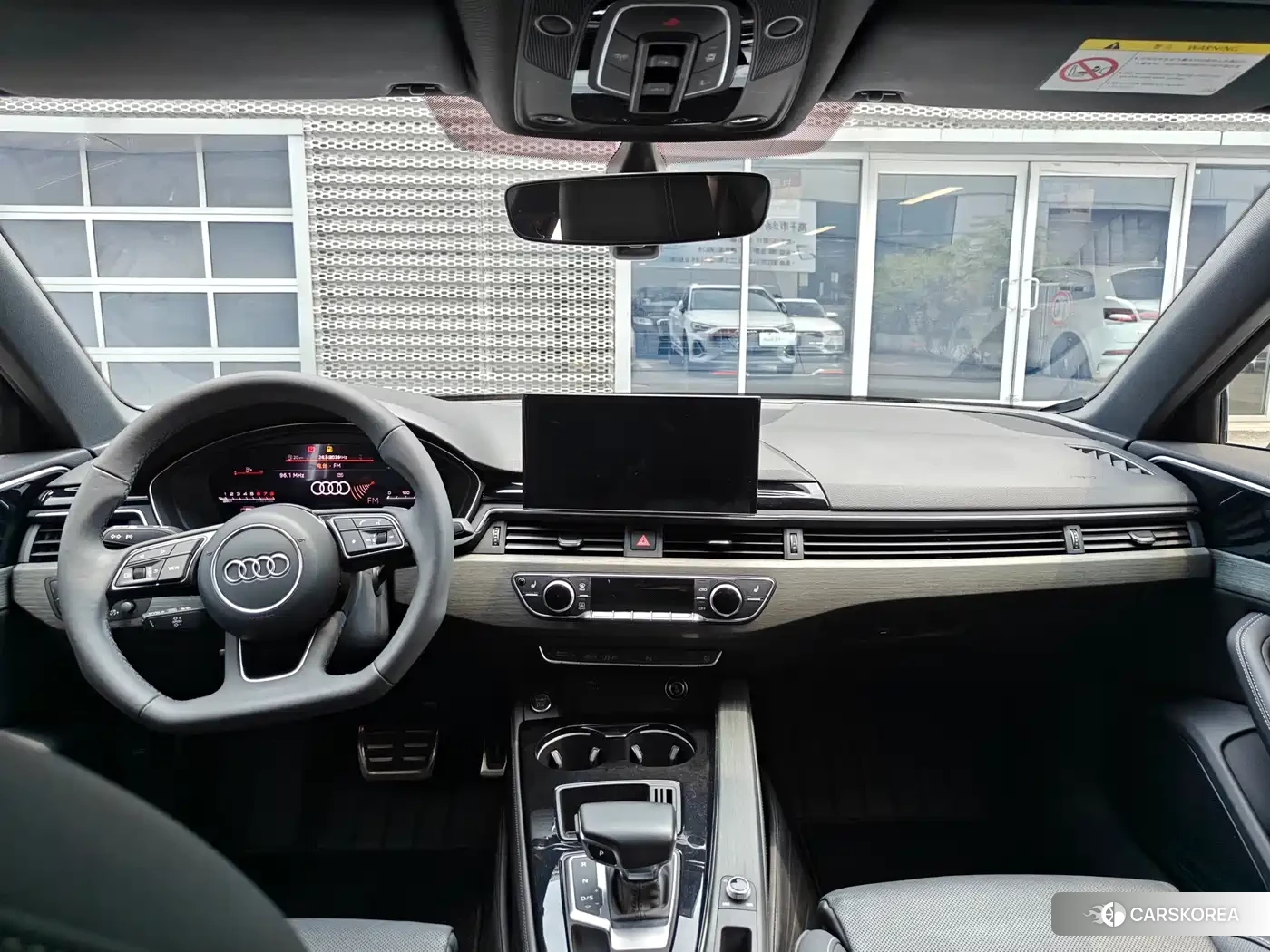 Audi A4L id 4559672 из Китая 12