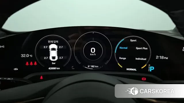 Porsche Taycan id 2994480 из Кореи 18