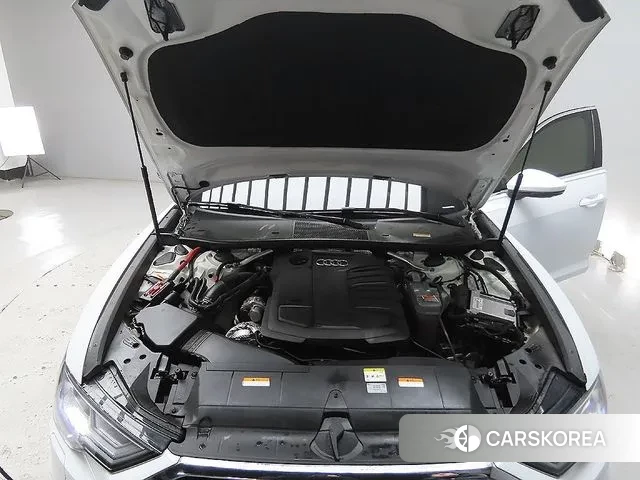 Audi A6 (C8) id 3645139 из Кореи 18