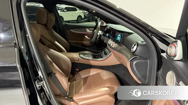 Mercedes-Benz E-Class W213 id 3596658 из Кореи 18