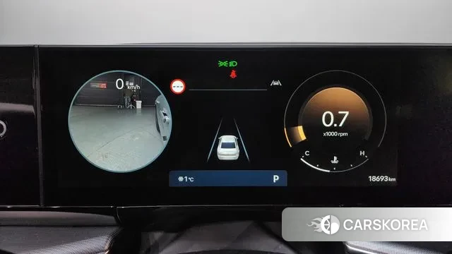 Hyundai Grandeur (GN7) id 3649556 из Кореи 18