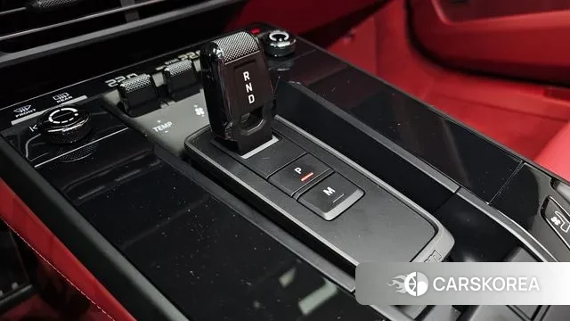 Porsche 911(992) id 3431924 из Кореи 18